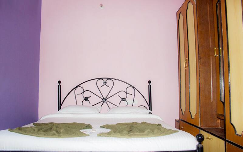 Jessica's Lavish Cottages, Goa 5